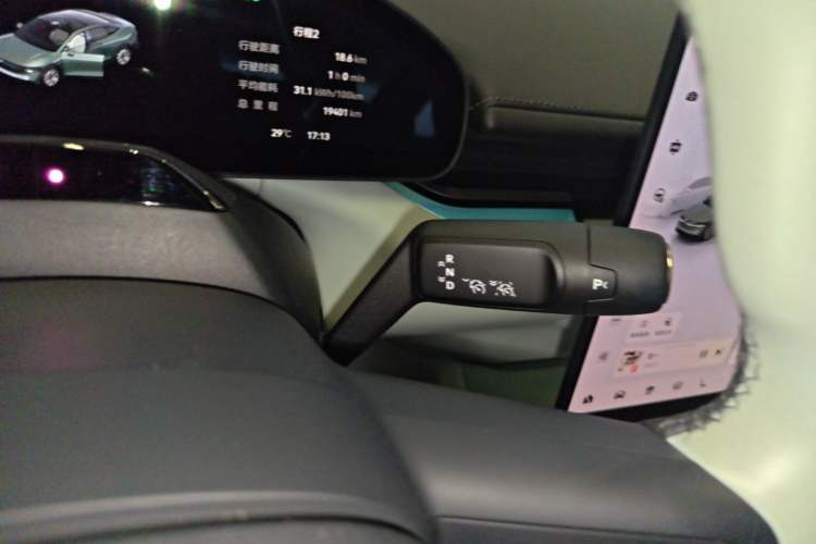Used Zeekr 007 2025 Long-Range All-Wheel-Drive Intelligent Driving Version 100 kWh Gear Lever