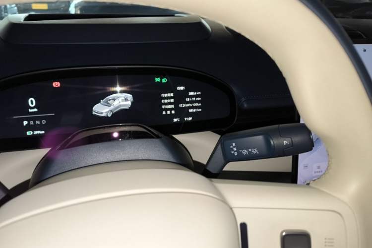 Used Zeekr 007 2025 Long-Range Rear-Wheel-Drive Intelligent Driving Version 100 kWh Gear Lever