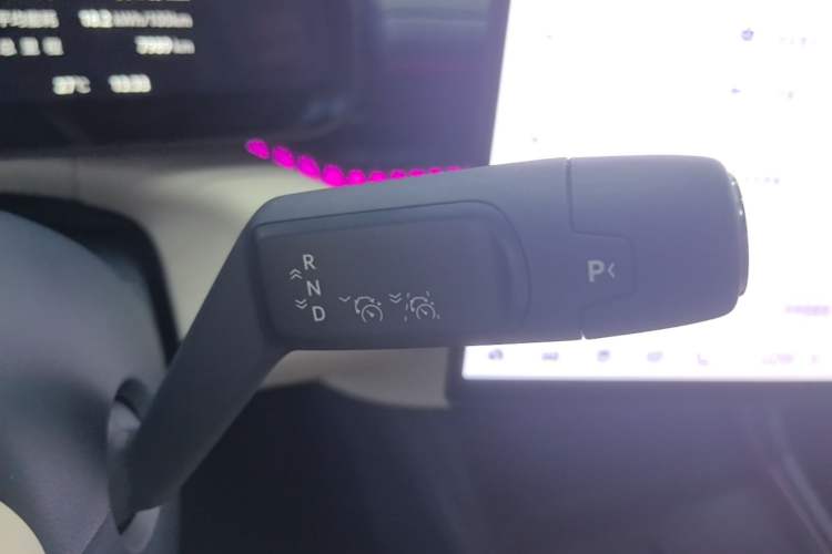 Used Zeekr 007 2025 Long-Range Rear-Wheel-Drive Intelligent Driving Version 100 kWh Gear Lever