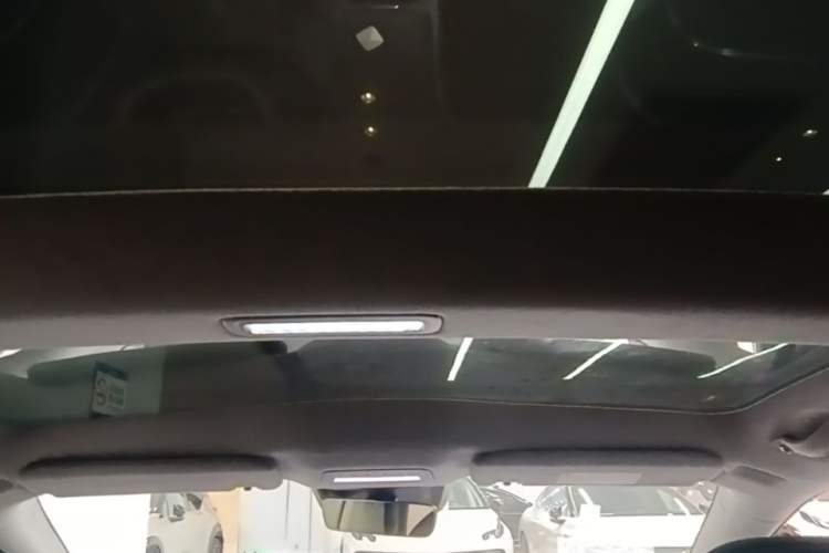 Used Zeekr 007 2025 Long-Range All-Wheel-Drive Intelligent Driving Version 100 kWh Headliner