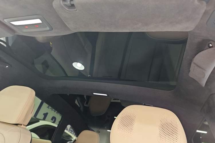 Used Zeekr 007 2025 Long-Range Rear-Wheel-Drive Intelligent Driving Version 100 kWh Headliner