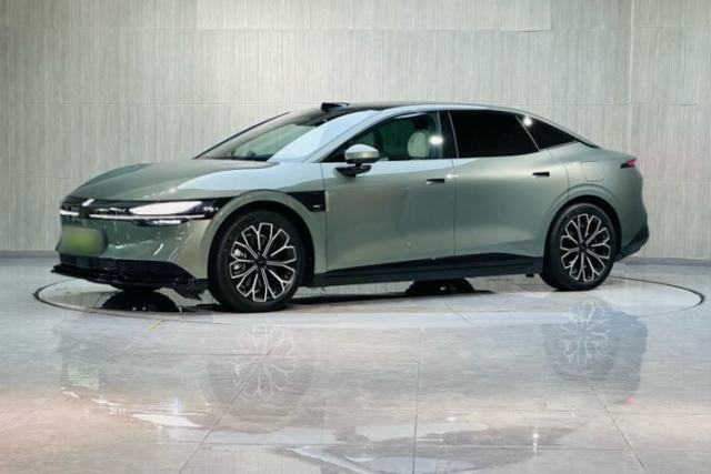 Used Zeekr 007 2025 Long-Range Rear-Wheel-Drive Intelligent Driving Version 100 kWh