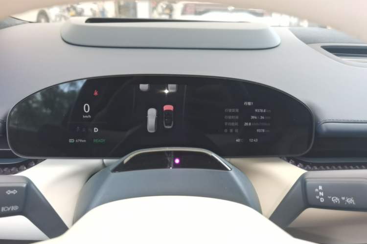 Used Zeekr 007 2025 Long-Range Rear-Wheel-Drive Intelligent Driving Version 100 kWh Instrument Cluster