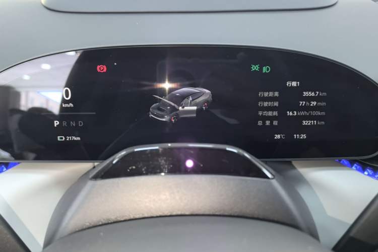 Used Zeekr 007 2025 Long-Range Rear-Wheel-Drive Intelligent Driving Version 100 kWh Instrument Cluster