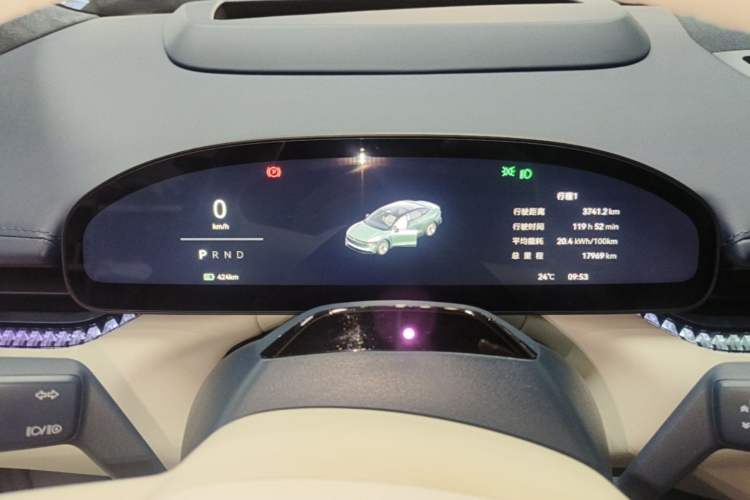 Used Zeekr 007 2025 Long-Range Rear-Wheel-Drive Intelligent Driving Version 100 kWh Instrument Cluster