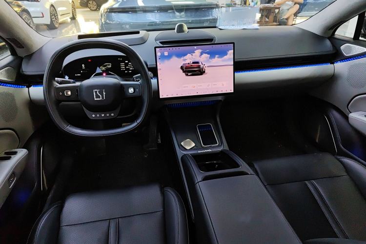 Used Zeekr 007 2025 Long-Range Rear-Wheel-Drive Intelligent Driving Version 100 kWh Interior 2