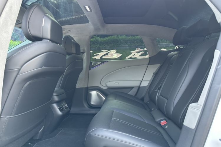 Used Zeekr 007 2025 Rear-Drive Intelligent Driving Version 75 kWh Interior 4