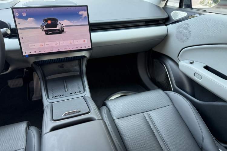 Used Zeekr 007 2025 Rear-Drive Intelligent Driving Version 75 kWh Interior 7