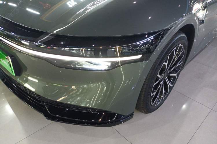 Used Zeekr 007 2025 Long-Range Rear-Wheel-Drive Intelligent Driving Version 100 kWh Left Front Headlight