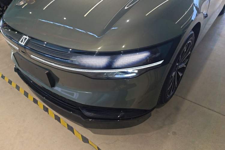 Used Zeekr 007 2025 Long-Range All-Wheel-Drive Intelligent Driving Version 100 kWh Left Front Headlight