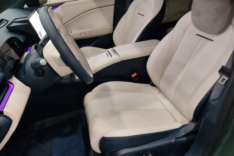 Used Zeekr 007 2025 Rear-Drive Intelligent Driving Version 75 kWh Left Front Seat