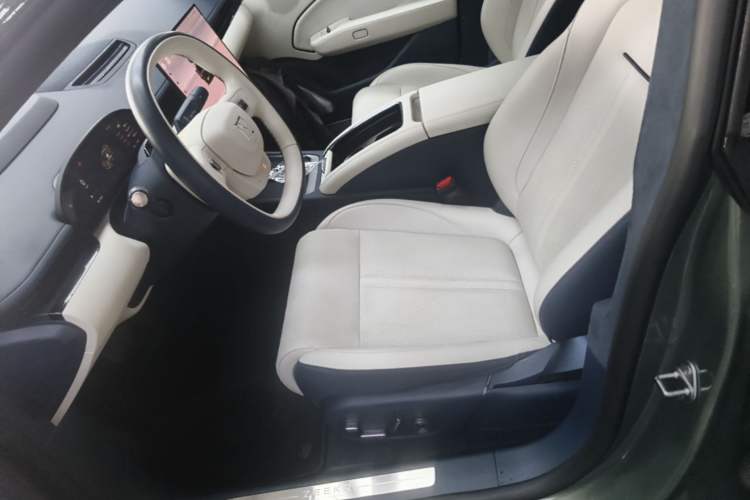 Used Zeekr 007 2025 Long-Range Rear-Wheel-Drive Intelligent Driving Version 100 kWh Left Front Seat