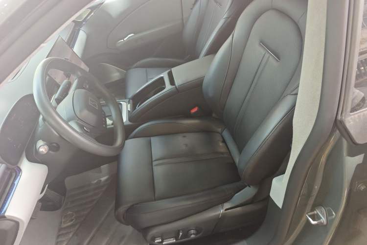 Used Zeekr 007 2025 Rear-Drive Intelligent Driving Version 75 kWh Left Front Seat