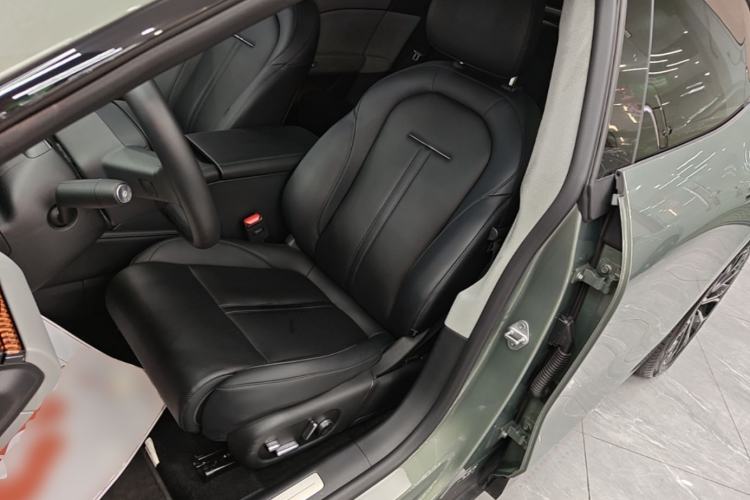 Used Zeekr 007 2025 Long-Range Rear-Wheel-Drive Intelligent Driving Version 100 kWh Left Front Seat