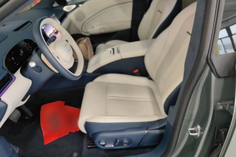 Used Zeekr 007 2025 Long-Range Rear-Wheel-Drive Intelligent Driving Version 100 kWh Left Front Seat