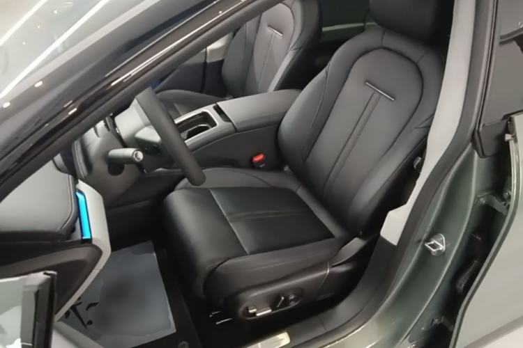 Used Zeekr 007 2025 Long-Range All-Wheel-Drive Intelligent Driving Version 100 kWh Left Front Seat