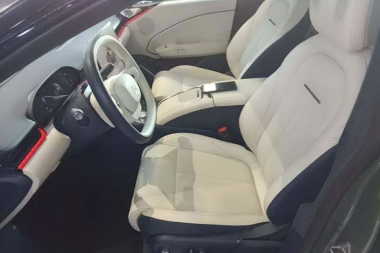 Used Zeekr 007 2025 Long-Range Rear-Wheel-Drive Intelligent Driving Version 100 kWh Left Front Seat