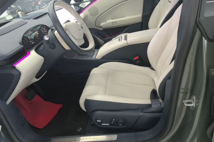Used Zeekr 007 2025 Long-Range Rear-Wheel-Drive Intelligent Driving Version 100 kWh Left Front Seat