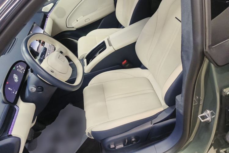 Used Zeekr 007 2025 Long-Range Rear-Wheel-Drive Intelligent Driving Version 100 kWh Left Front Seat
