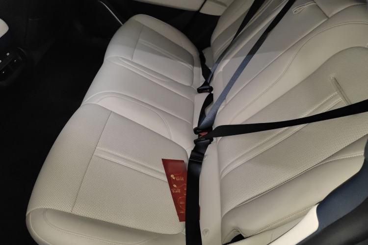 Used Zeekr 007 2025 Rear-Drive Intelligent Driving Version 75 kWh Left Rear Seat