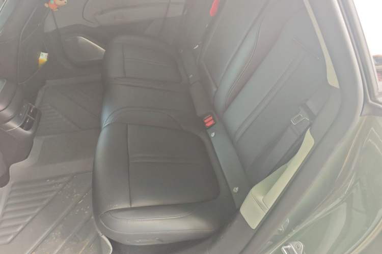 Used Zeekr 007 2025 Rear-Drive Intelligent Driving Version 75 kWh Left Rear Seat