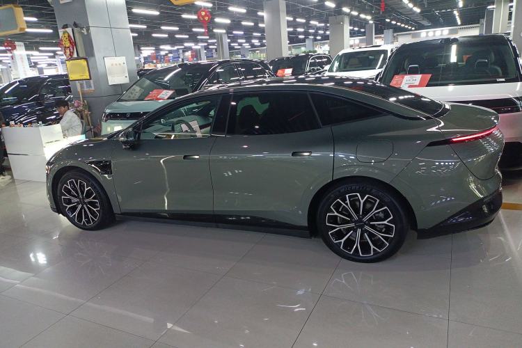 Used Zeekr 007 2025 Long-Range Rear-Wheel-Drive Intelligent Driving Version 100 kWh Left Side