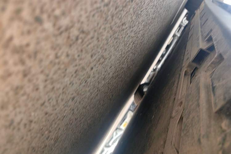 Used Zeekr 007 2025 Long-Range Rear-Wheel-Drive Intelligent Driving Version 100 kWh Left Side Sill