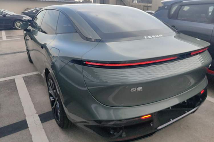 Used Zeekr 007 2025 Long-Range Rear-Wheel-Drive Intelligent Driving Version 100 kWh Rear Left 45 Deg