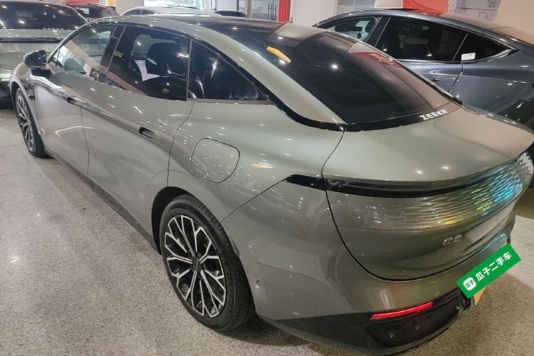 Used Zeekr 007 2025 Long-Range Rear-Wheel-Drive Intelligent Driving Version 100 kWh Rear Left 45 Deg