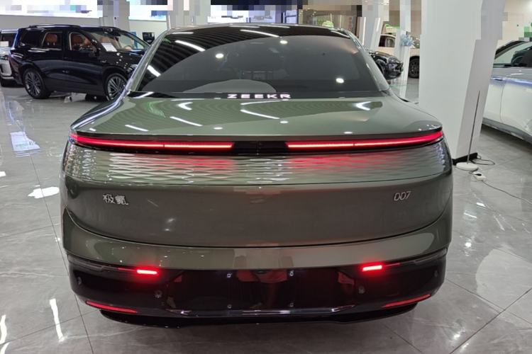 Used Zeekr 007 2025 Long-Range Rear-Wheel-Drive Intelligent Driving Version 100 kWh Rear