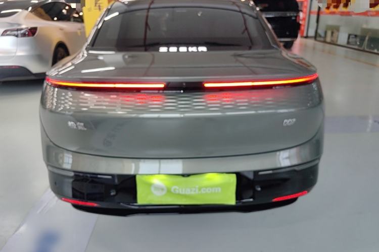 Used Zeekr 007 2025 Long-Range Rear-Wheel-Drive Intelligent Driving Version 100 kWh Rear