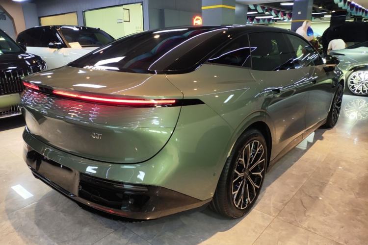 Used Zeekr 007 2025 Long-Range Rear-Wheel-Drive Intelligent Driving Version 100 kWh Rear Right 45 Deg