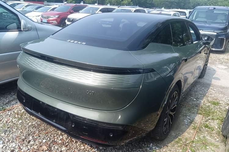 Used Zeekr 007 2025 Long-Range Rear-Wheel-Drive Intelligent Driving Version 100 kWh Rear Right 45 Deg