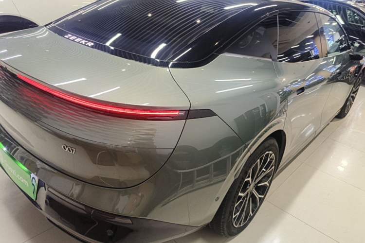 Used Zeekr 007 2025 Long-Range Rear-Wheel-Drive Intelligent Driving Version 100 kWh Rear Right 45 Deg