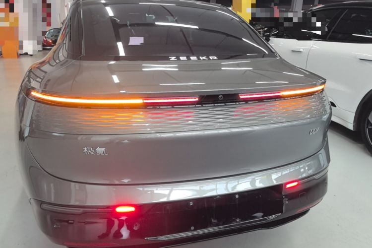 Used Zeekr 007 2025 Long-Range Rear-Wheel-Drive Intelligent Driving Version 100 kWh Rear