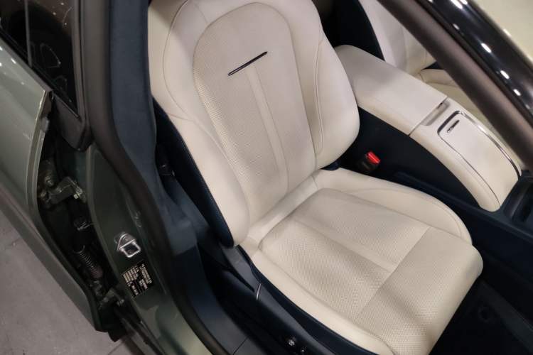 Used Zeekr 007 2025 Rear-Drive Intelligent Driving Version 75 kWh Right Front Seat