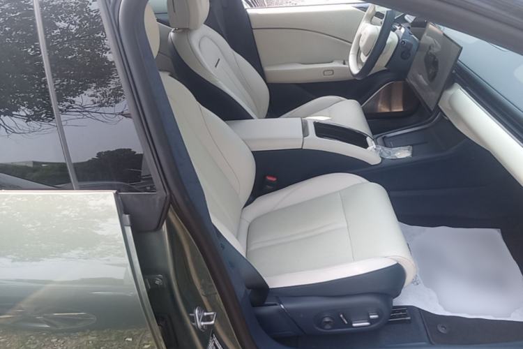 Used Zeekr 007 2025 Long-Range Rear-Wheel-Drive Intelligent Driving Version 100 kWh Right Front Seat