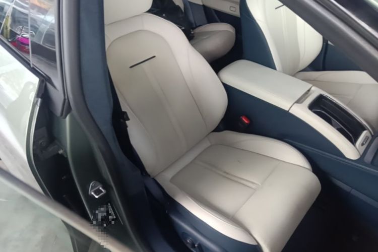 Used Zeekr 007 2025 Long-Range Rear-Wheel-Drive Intelligent Driving Version 100 kWh Right Front Seat