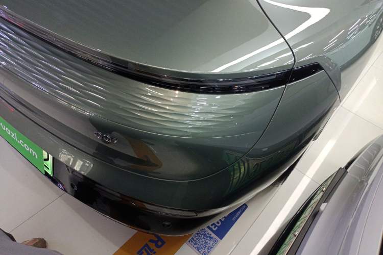 Used Zeekr 007 2025 Long-Range Rear-Wheel-Drive Intelligent Driving Version 100 kWh Right Rear Taillight