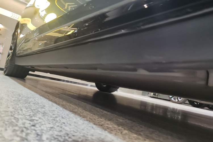 Used Zeekr 007 2025 Long-Range Rear-Wheel-Drive Intelligent Driving Version 100 kWh Right Side Sill