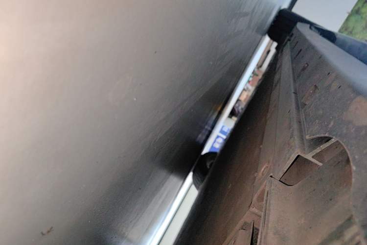 Used Zeekr 007 2025 Long-Range Rear-Wheel-Drive Intelligent Driving Version 100 kWh Right Side Sill