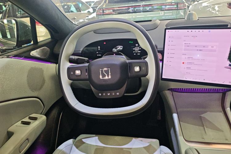 Used Zeekr 007 2025 Long-Range All-Wheel-Drive Intelligent Driving Version 100 kWh Steering Wheel