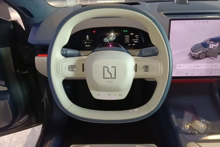 Used Zeekr 007 2025 Long-Range Rear-Wheel-Drive Intelligent Driving Version 100 kWh Steering Wheel