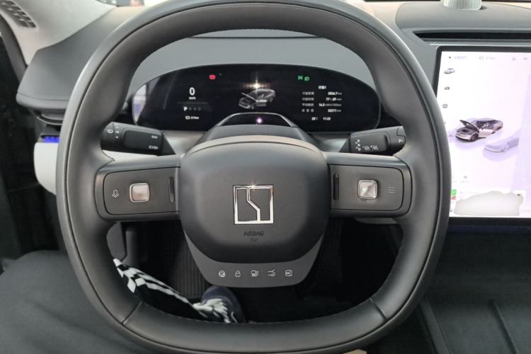 Used Zeekr 007 2025 Long-Range Rear-Wheel-Drive Intelligent Driving Version 100 kWh Steering Wheel