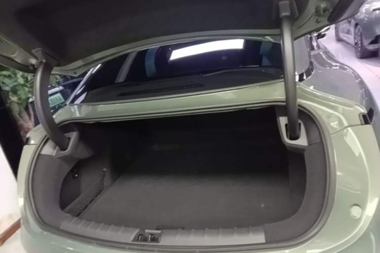 Used Zeekr 007 2025 Long-Range Rear-Wheel-Drive Intelligent Driving Version 100 kWh Trunk
