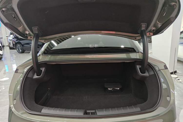Used Zeekr 007 2025 Long-Range Rear-Wheel-Drive Intelligent Driving Version 100 kWh Trunk