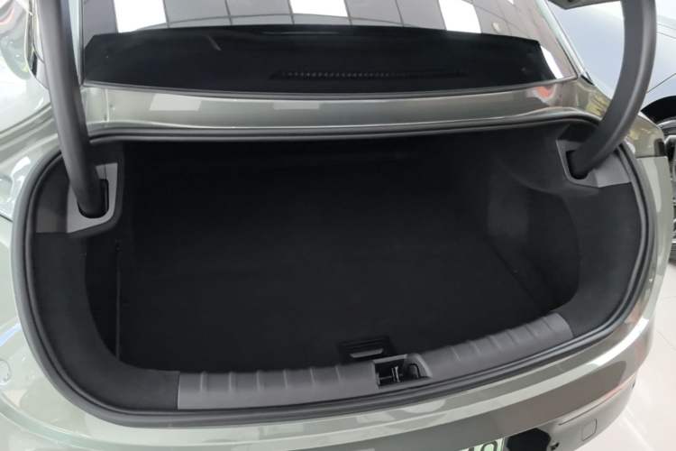 Used Zeekr 007 2025 Long-Range Rear-Wheel-Drive Intelligent Driving Version 100 kWh Trunk