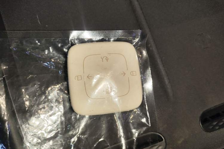 Used Zeekr 007 2025 Long-Range Rear-Wheel-Drive Intelligent Driving Version 100 kWh Vehicle Key