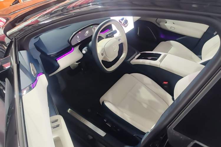 Used Zeekr 007 2025 Long-Range Rear-Wheel-Drive Intelligent Driving Version 100 kWh Driver Seat