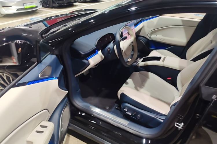 Used Zeekr 007 2025 Long-Range Rear-Wheel-Drive Intelligent Driving Version 100 kWh Driver Seat